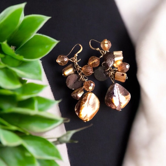 Beautiful Beaded Tortoise Necklace & Gold-Tone Set - Picture 8 of 16
